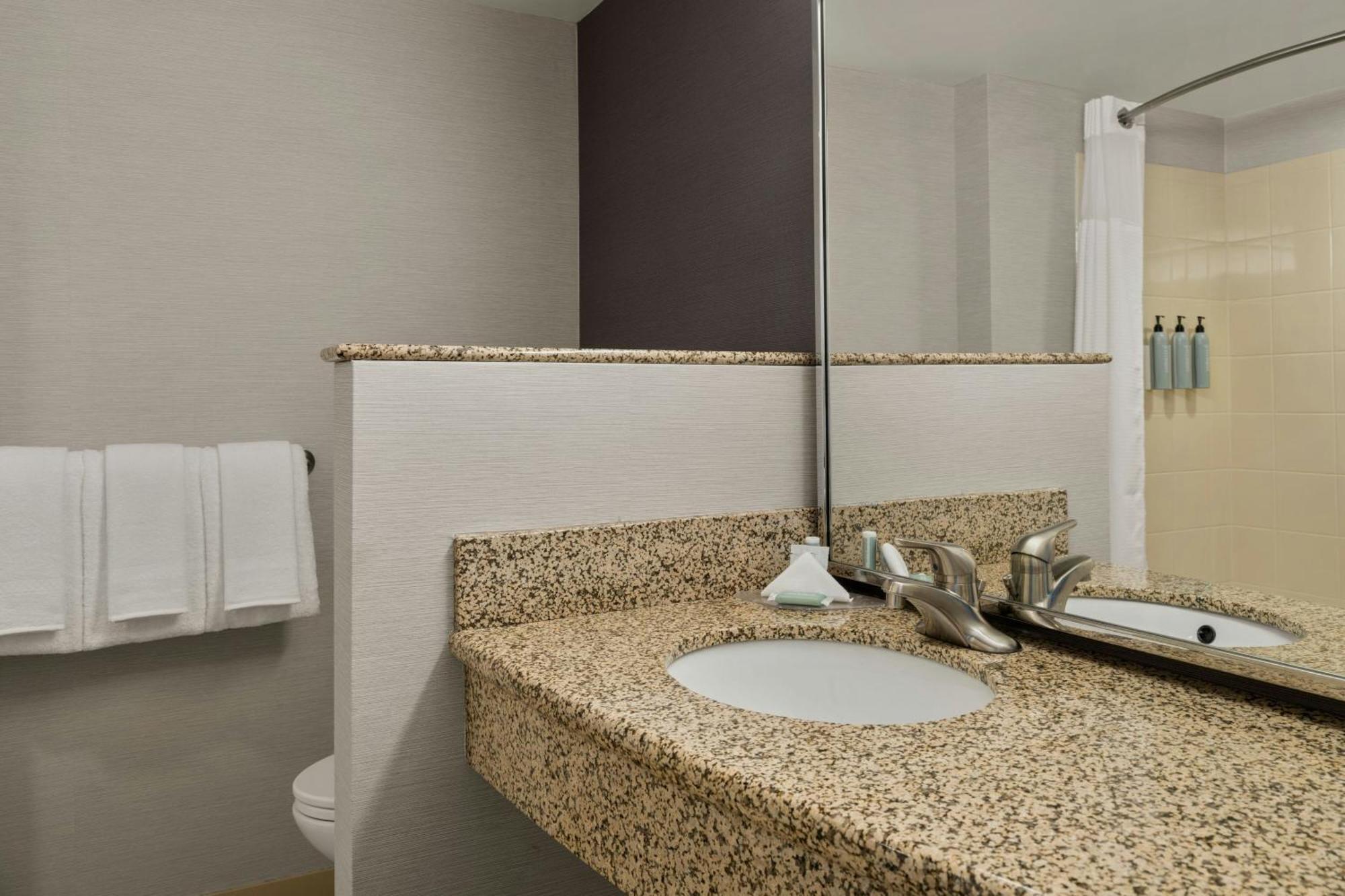 Courtyard By Marriott Halifax Downtown Hotell Eksteriør bilde